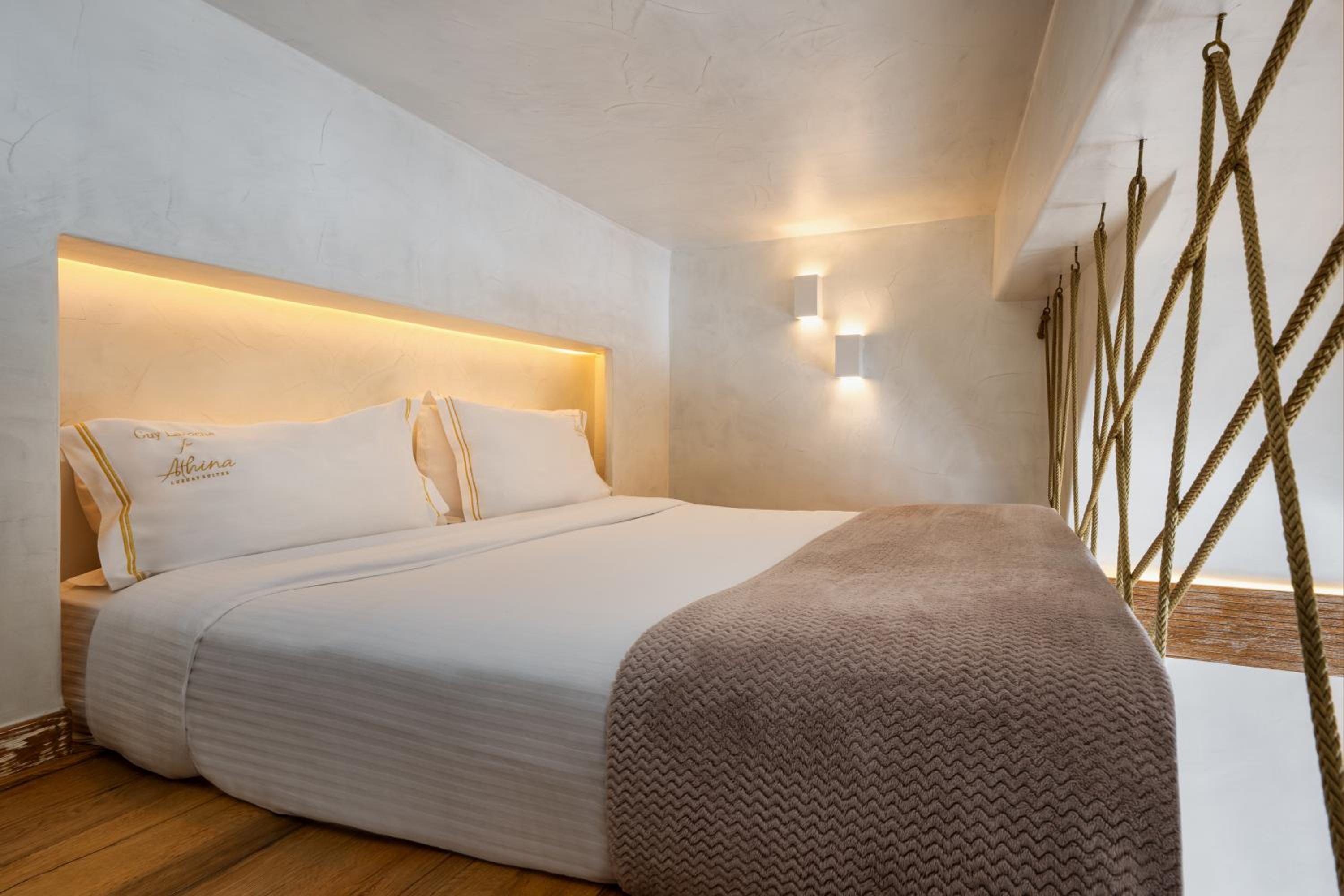Master, Loft, Suite, Caldera View