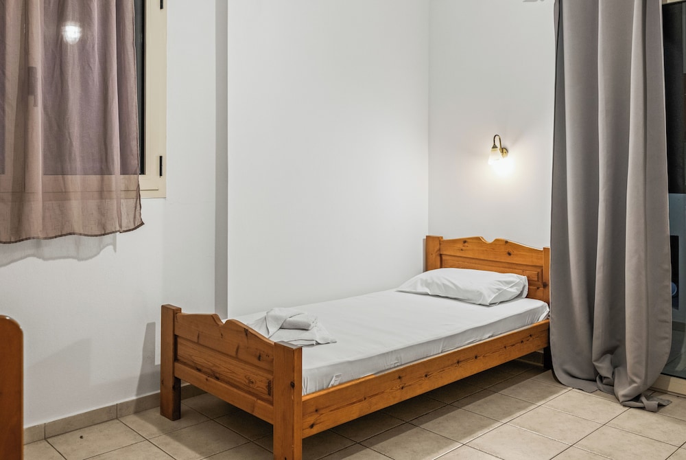 Nikos Apartments 43/76