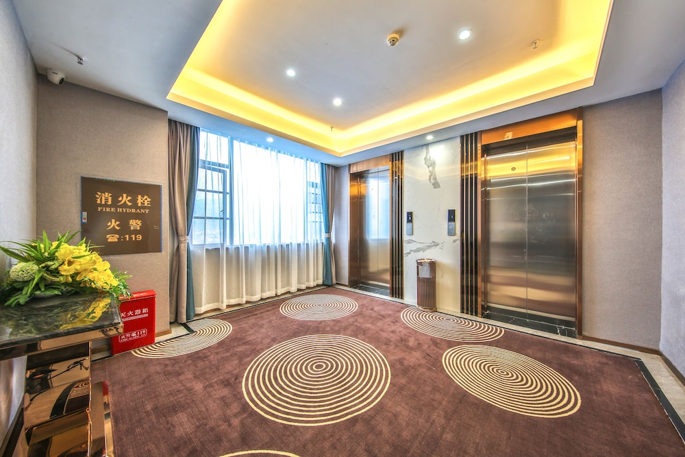 Ramada by Wyndham Zhangjiajie 13/50
