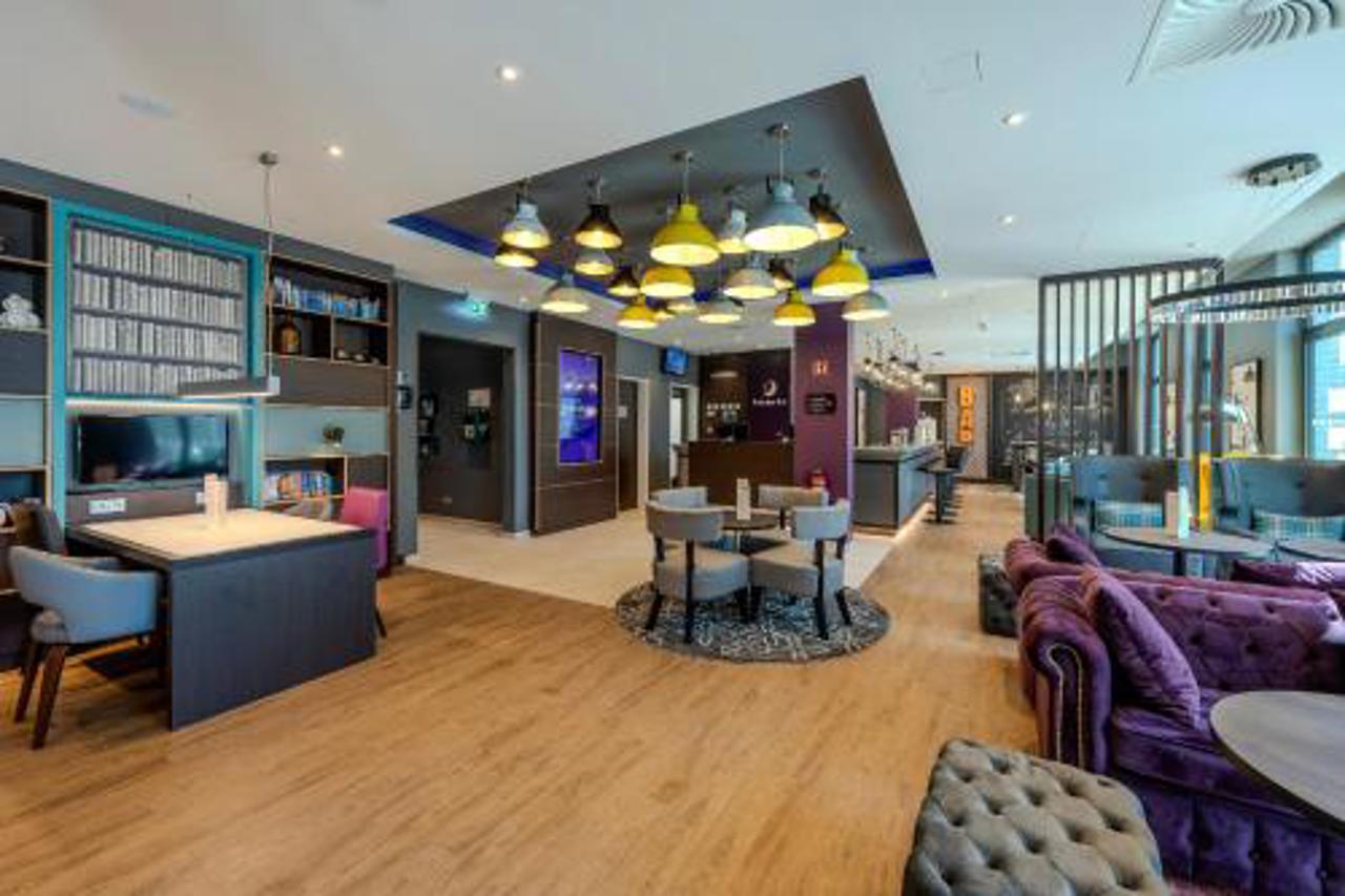 Premier Inn Bremerhaven 51/72