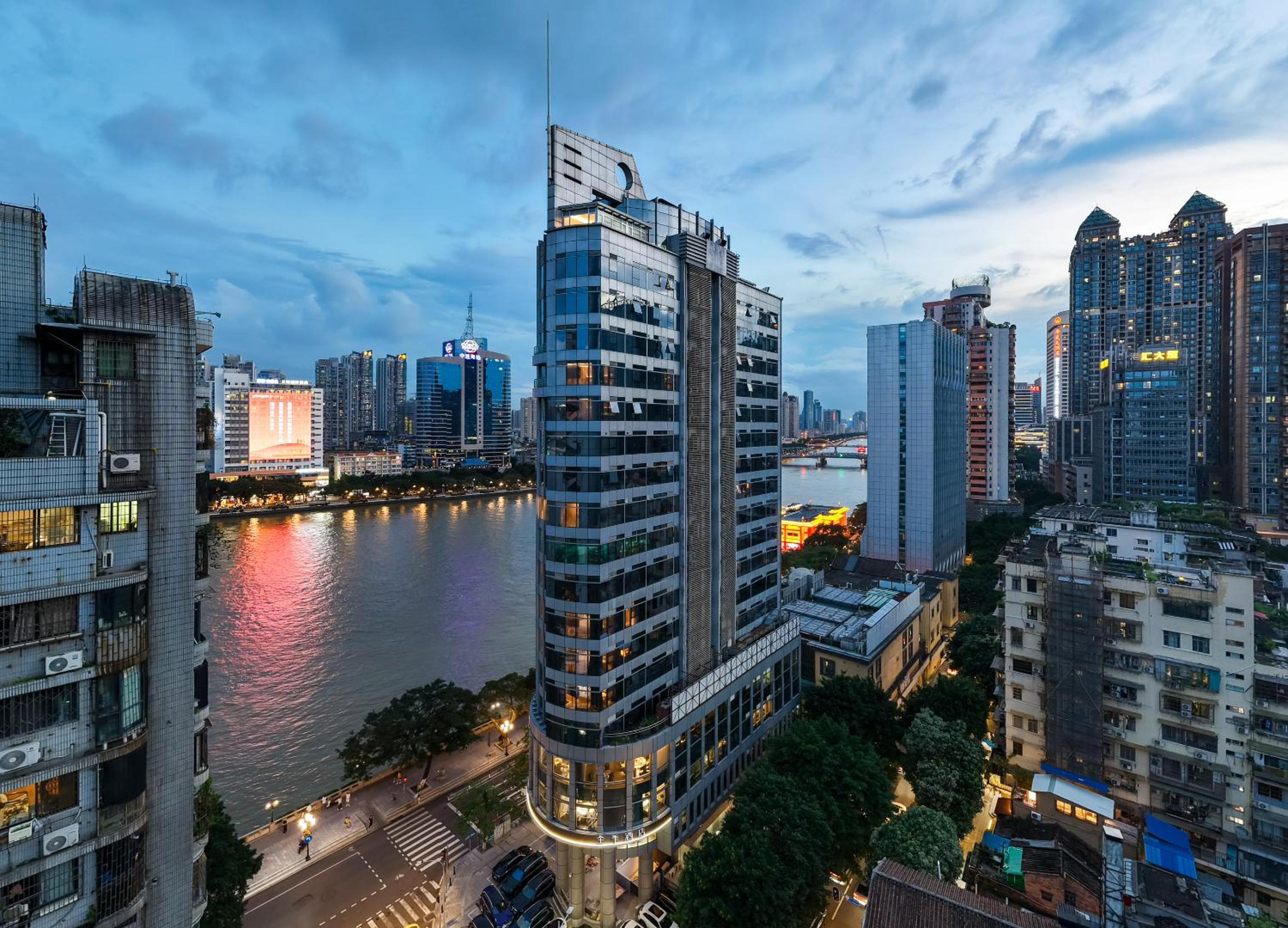 Ji Hotel (Beijing Road Pedestrian Street Tianzi Wharf) 49/50