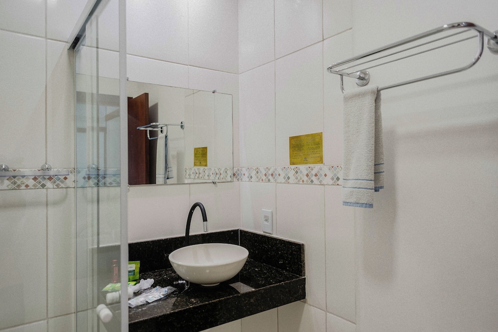 Hotel Sao Charbel 50/50