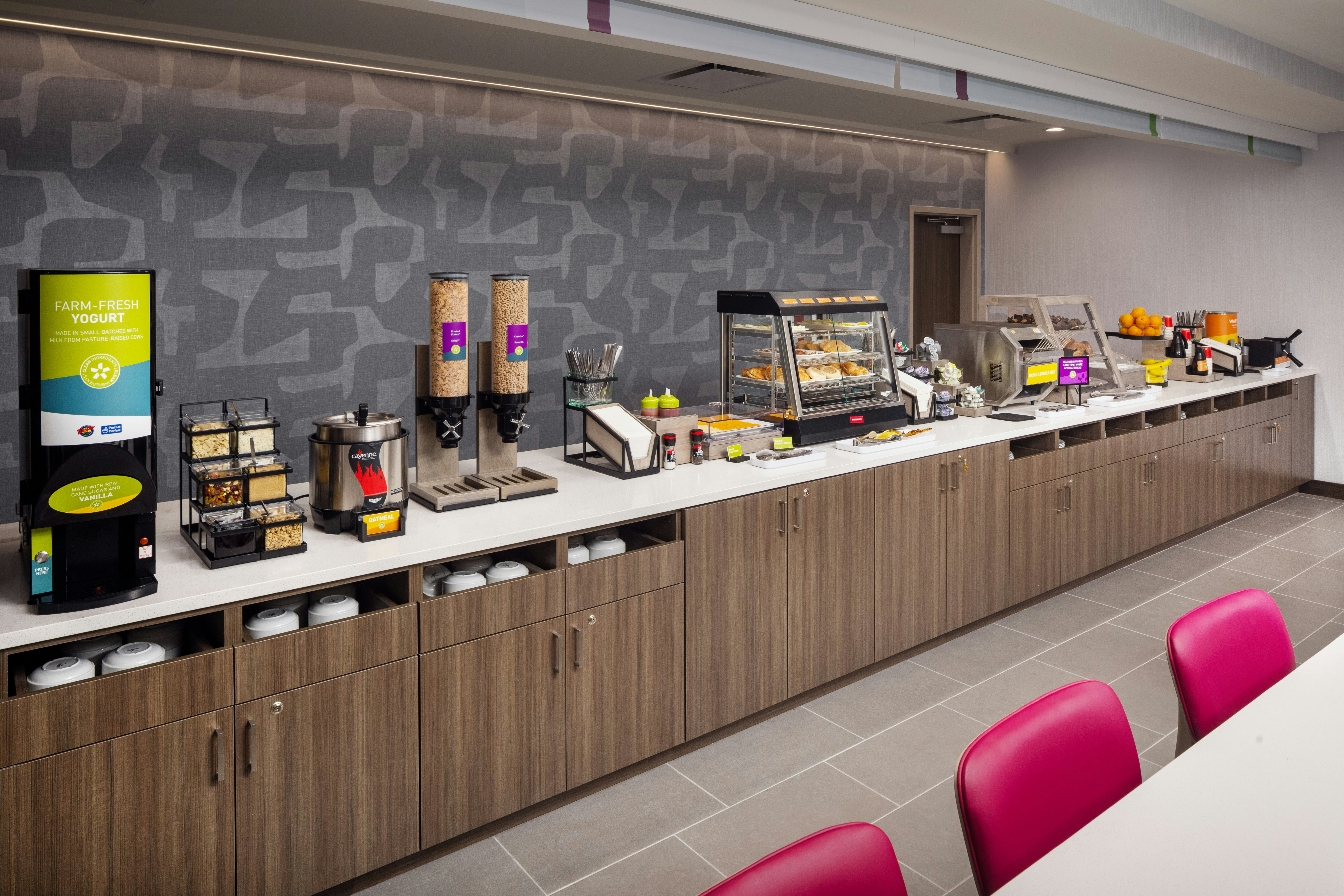 Home2 Suites by Hilton Clearwater St. Petersburg Ulmerton Rd 18/24