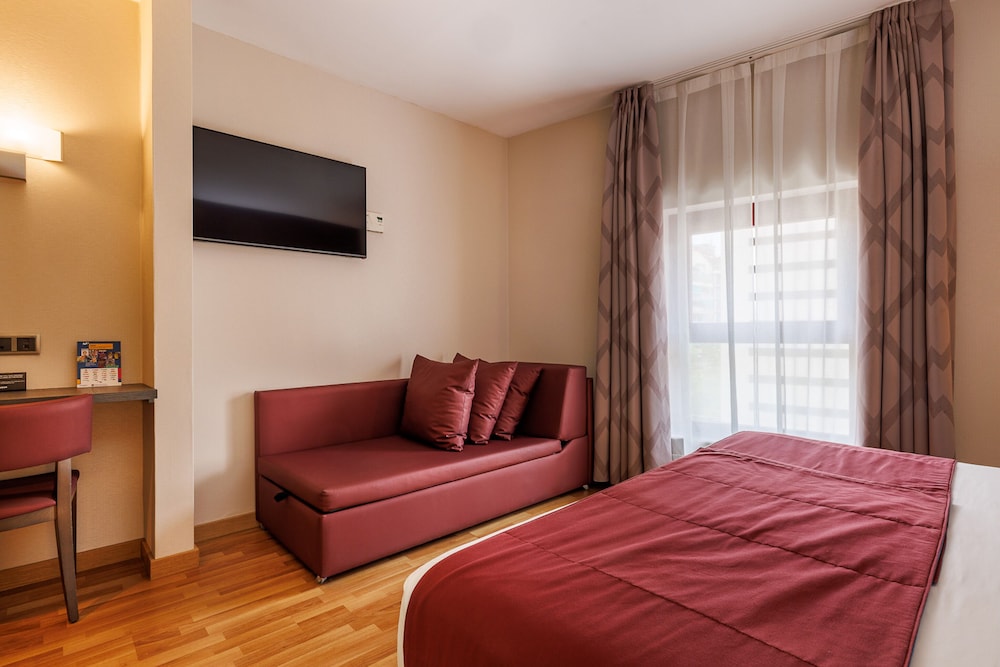 Hotel Ronda Lesseps 59/90