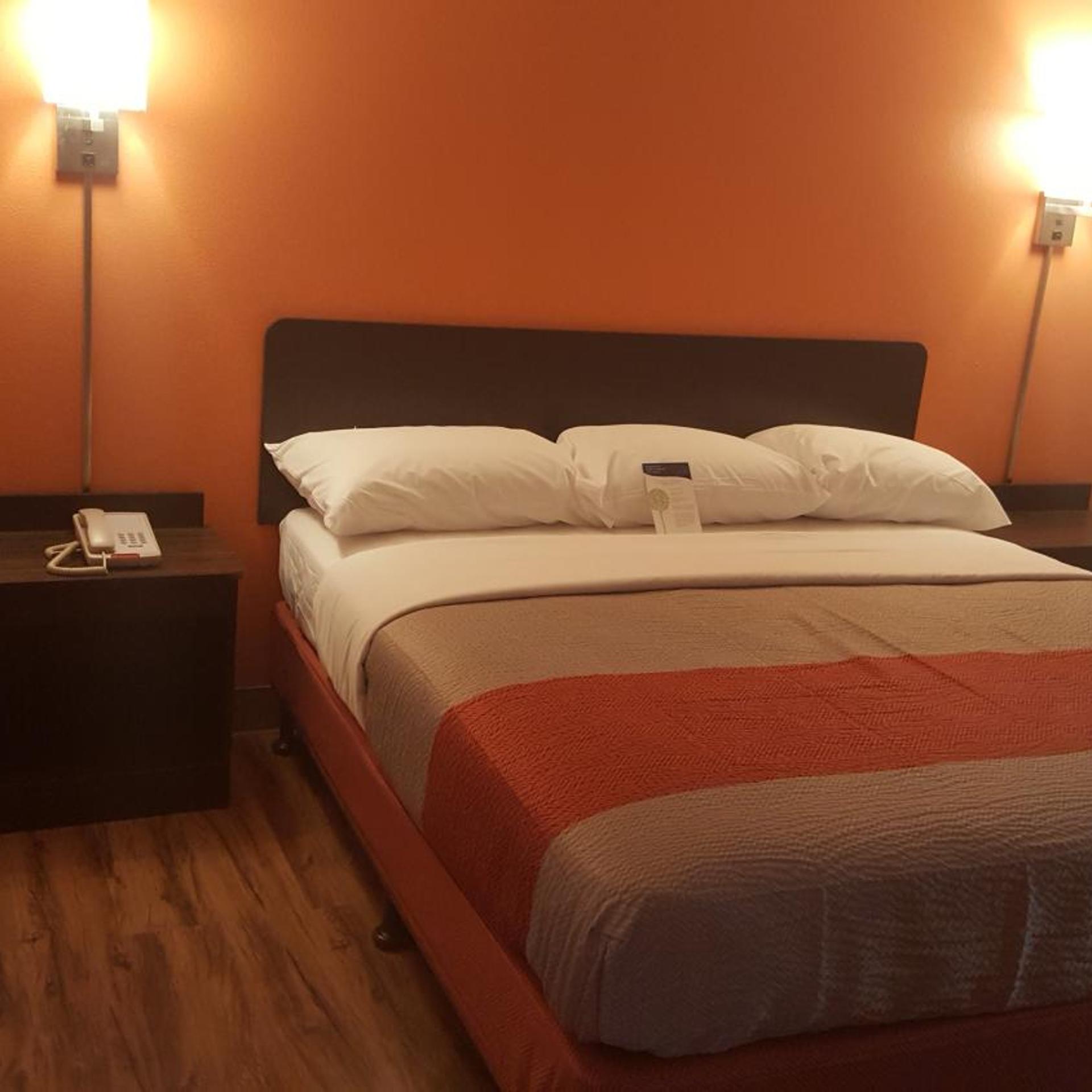 Motel6 Maryland Heights, MO 23/44