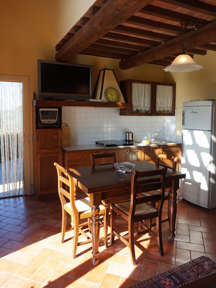Borgo di Colleoli Resort 8/76
