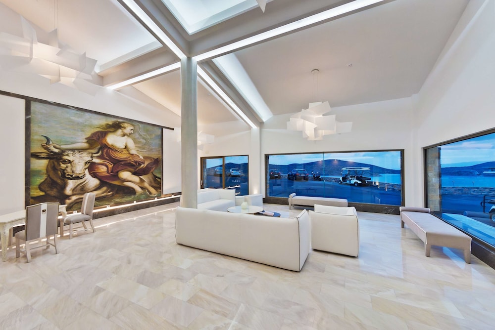 Royal Marmin Bay Boutique and Art Hotel 26/50