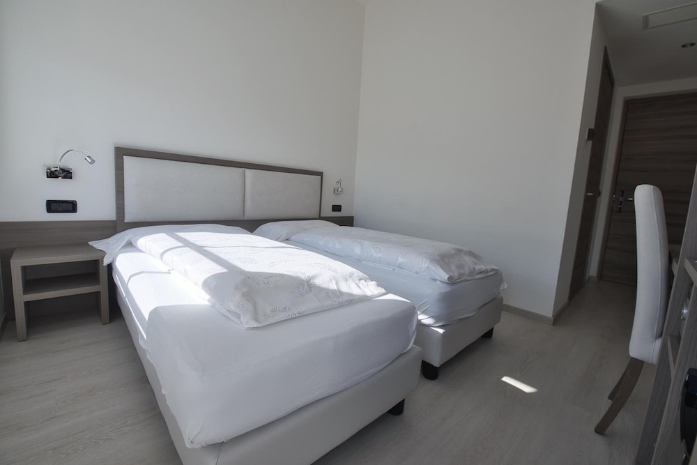 Hotel Garni Villa Fontana 23/40