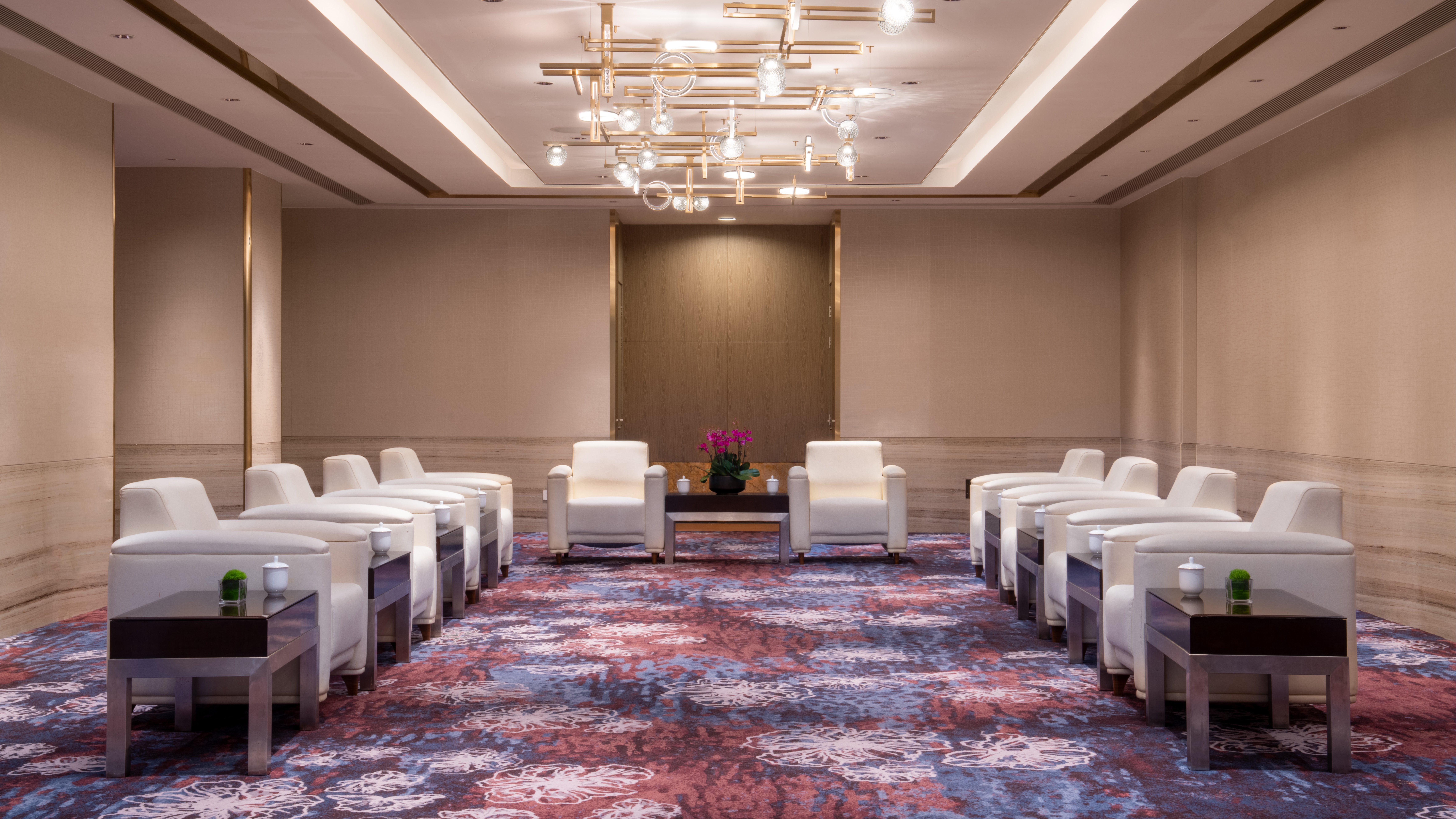 Crowne Plaza Shenzhen Futian 75/86