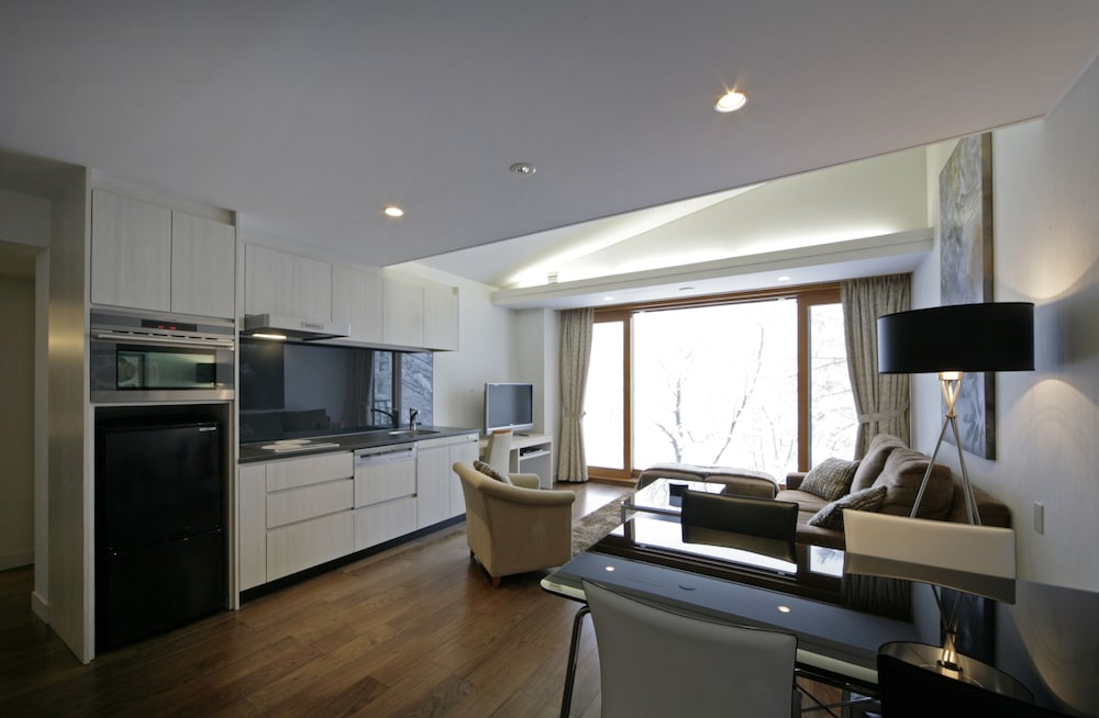 The Ridge Hotel & Apartments 33/50