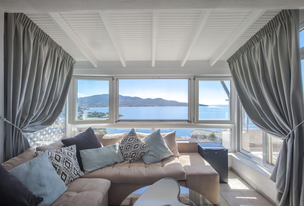 Alterra Vita Apartments 25/50