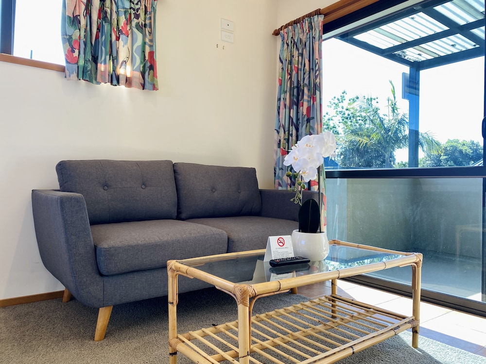 Pacific Harbour Villas(FORMERLY Pacific Harbour Lodge) 41/66