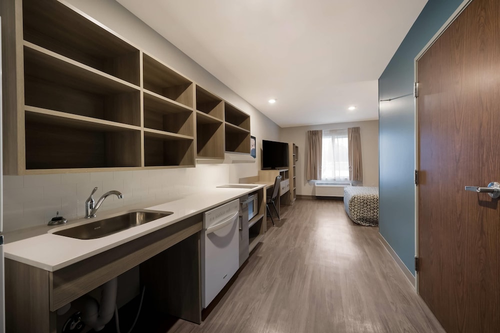WoodSpring Suites Wixom - Novi 47/47