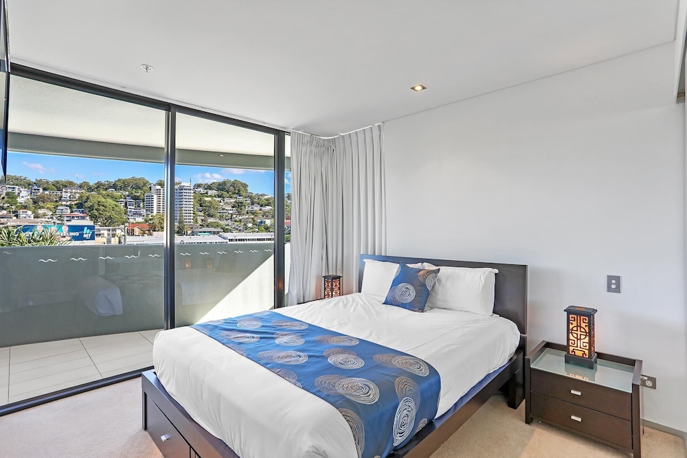 1 BEDROOM, APARTMENT