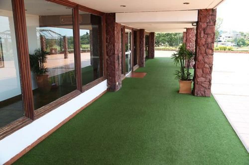 Yacht & Golf Club Paraguayo, a Tribute Portfolio Resort 62/68