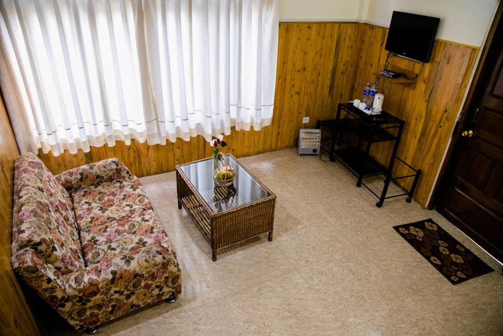 Niraamaya Retreats Aradura 40/51