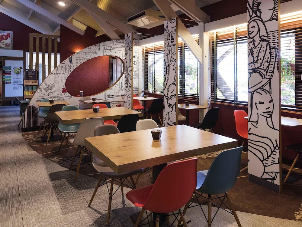 Ibis Montbeliard 68/77