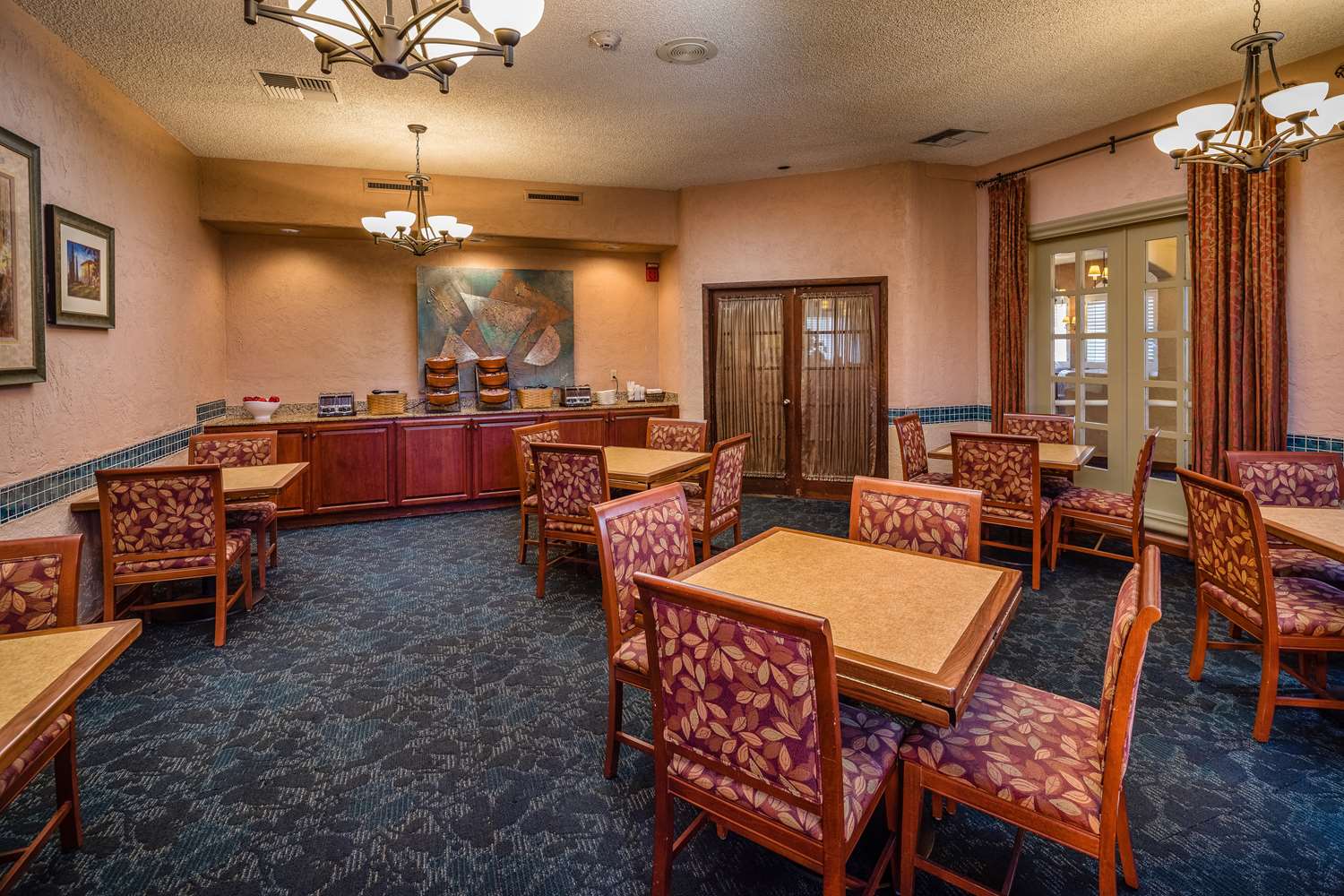 SFO El Rancho Inn 25/37