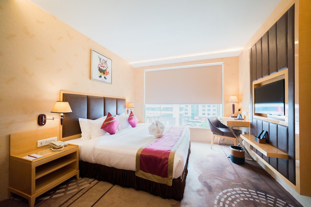 Hotel D'corbiz 18/40