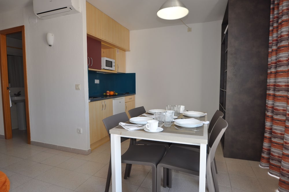 Safari Apartments 23/29