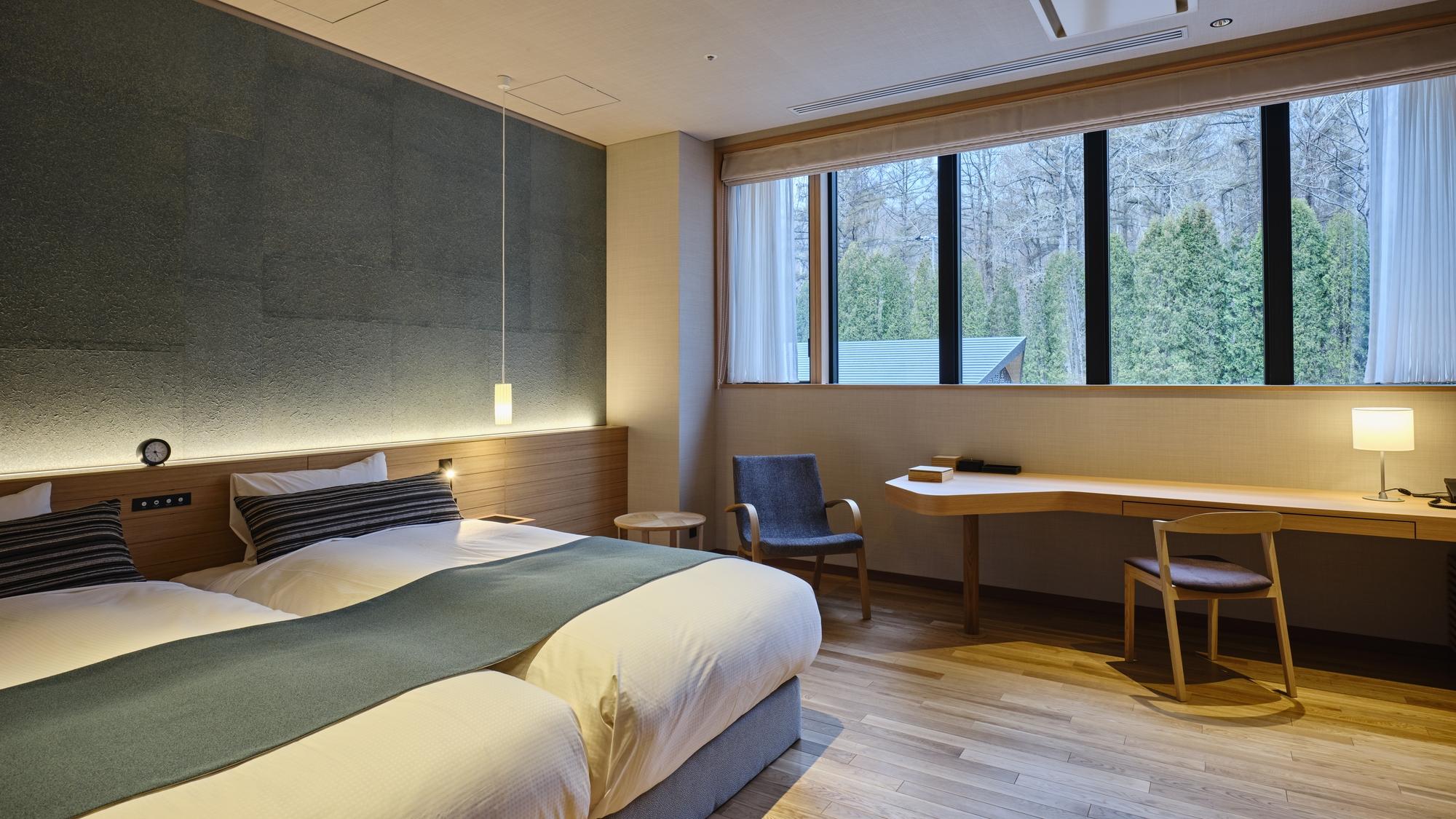 Standard, Twin Beds, Mountain Side, East Wing