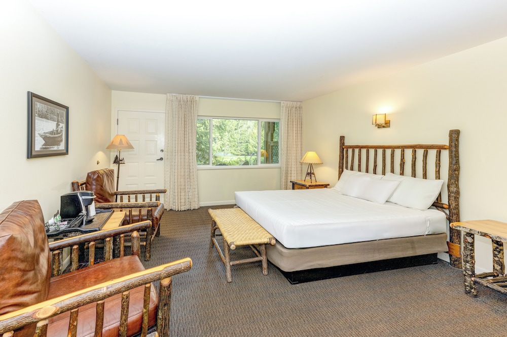 Lake Crescent Lodge 7/50