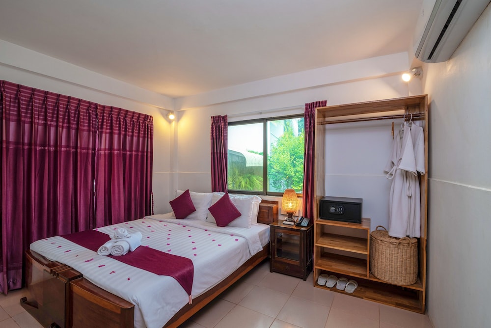 Ladear Priviledge Rooms 21/78