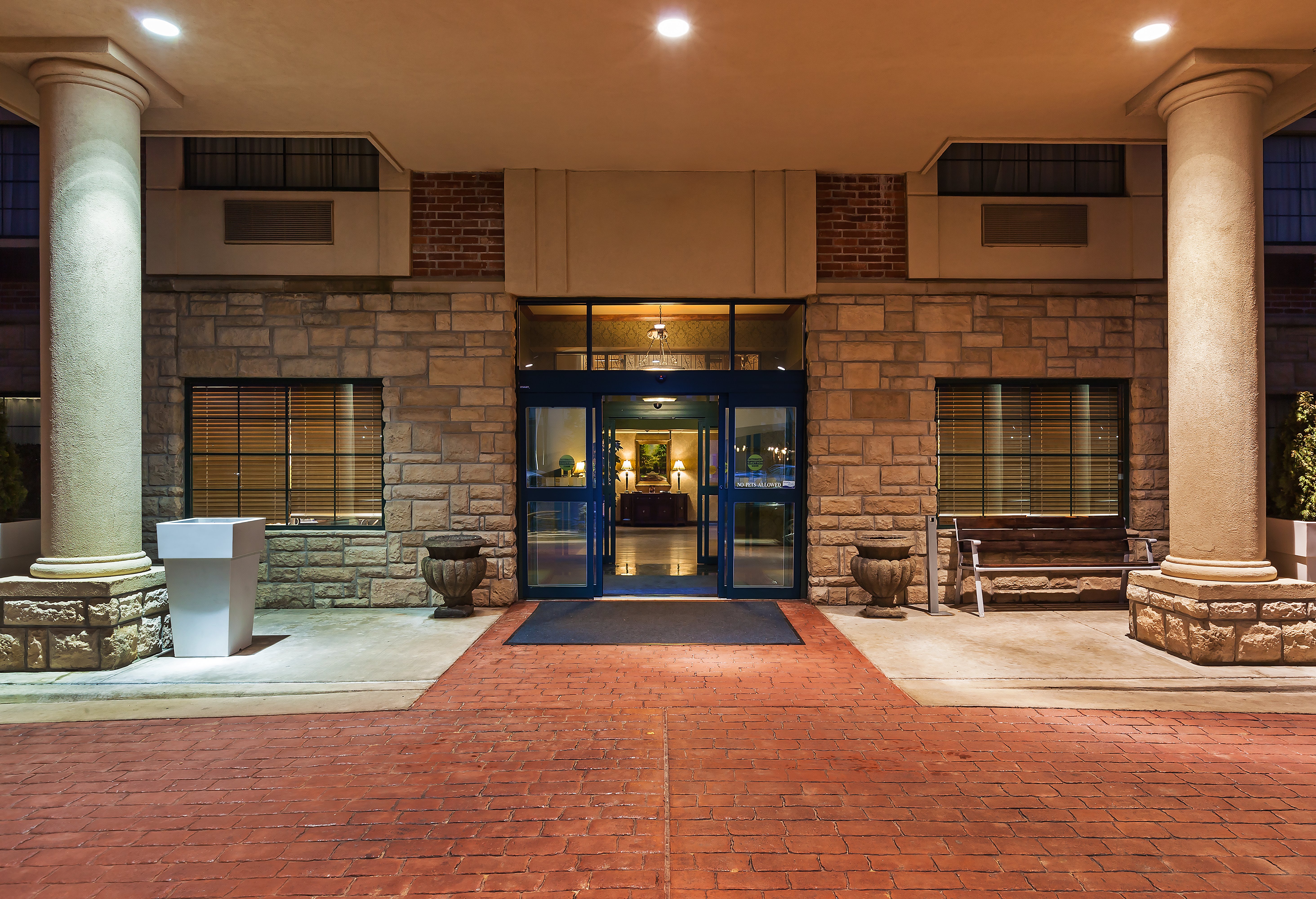 Holiday Inn Express Hotel and Suites Tulsa S Broken Arrow Hwy 51 37/80