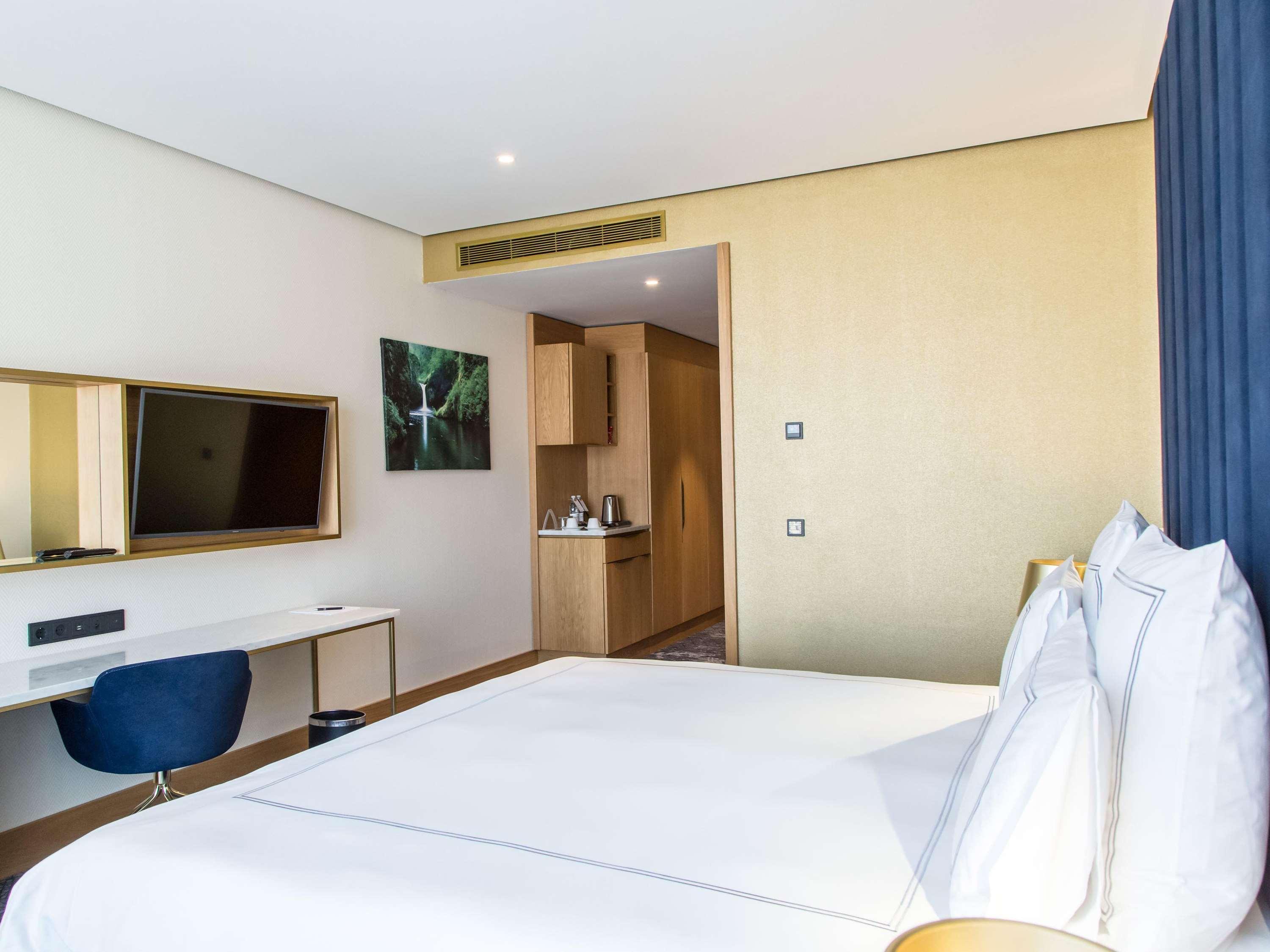 Classic, Single, Single Bed
