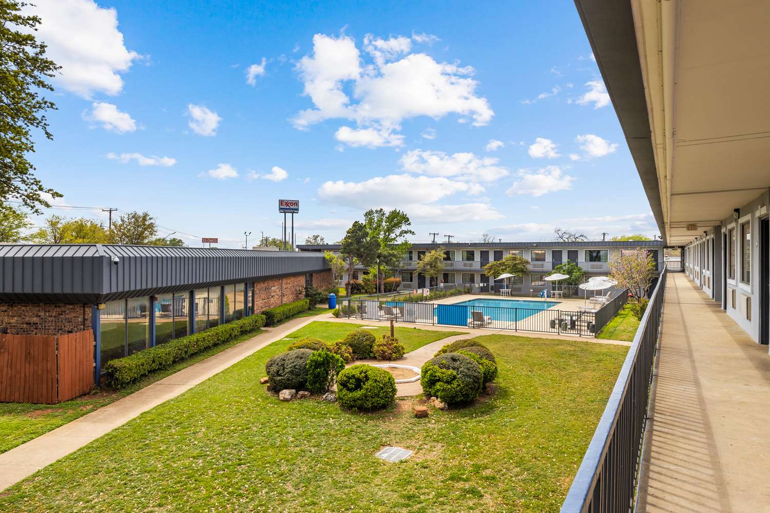 Americas Best Value Inn Ft. Worth Hurst 31/37