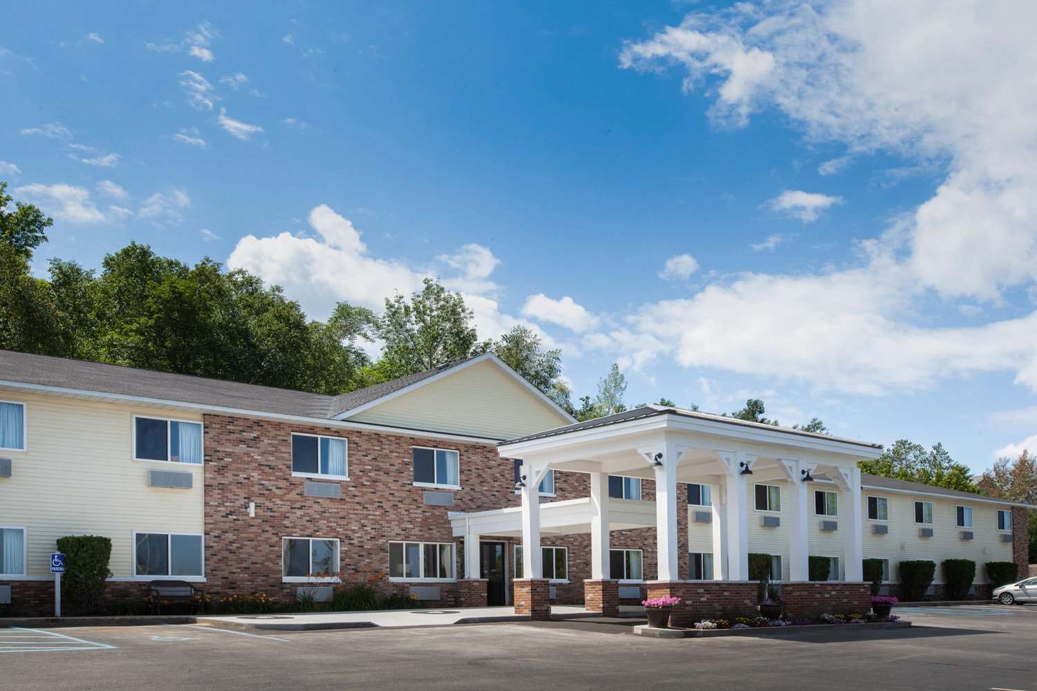 Quality Inn Petoskey 1/18