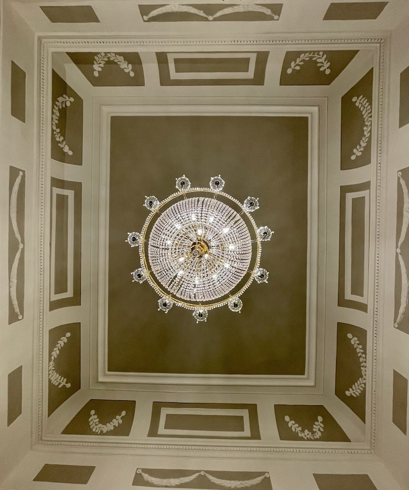 Palazzo Monga Boutique Guesthouse 52/66