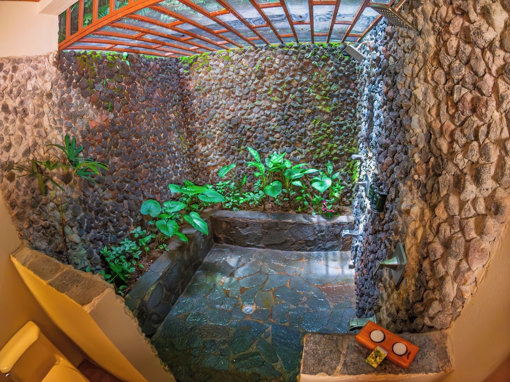 Lost Iguana Resort and Spa 35/71