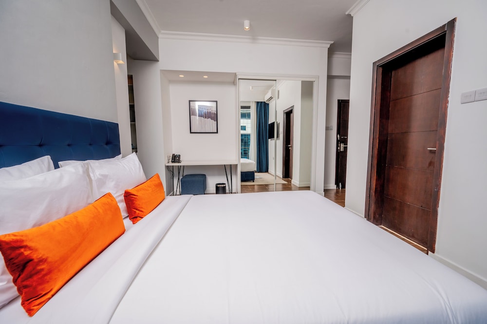 2 Bedroom Executive Suite