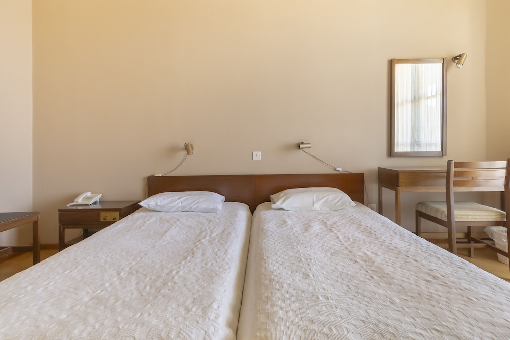 Hotel Agia Markella 8/50
