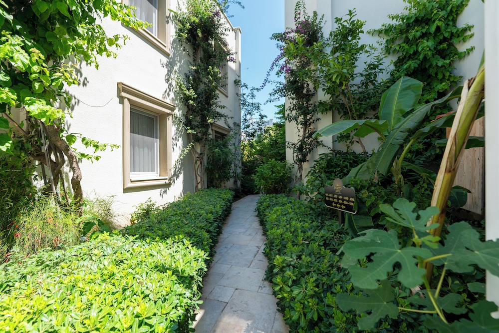 Olivias Group Hotel 27/42