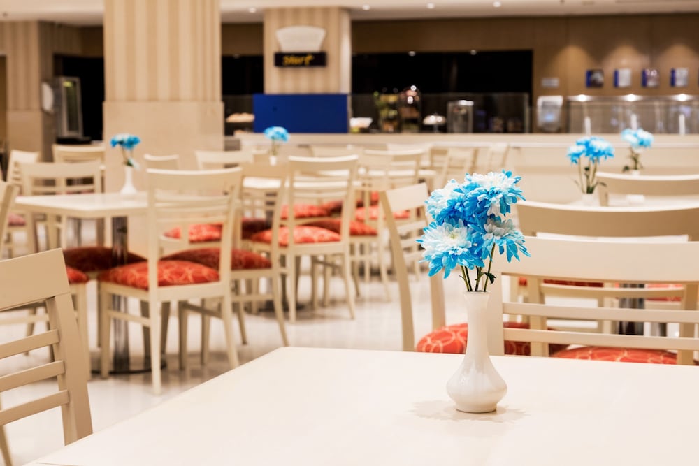 HOLIDAY INN EXPRESS ROSARIO 49/56
