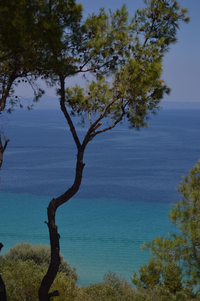 Aelia Sea View Studios 36/42