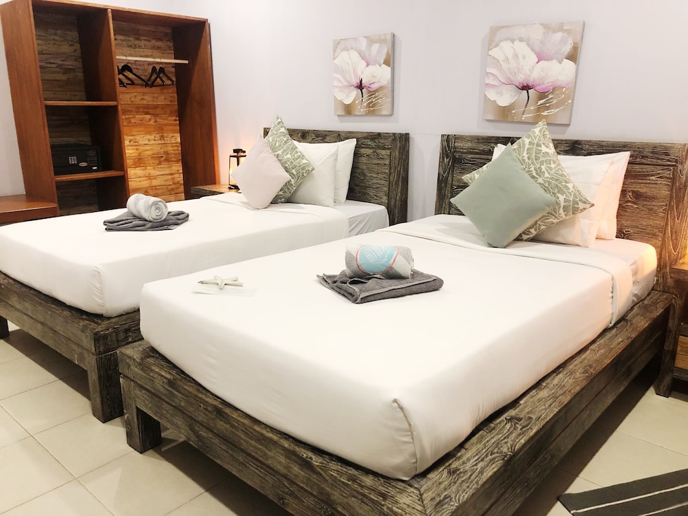 Kalua Boutique Bungalows 15/50