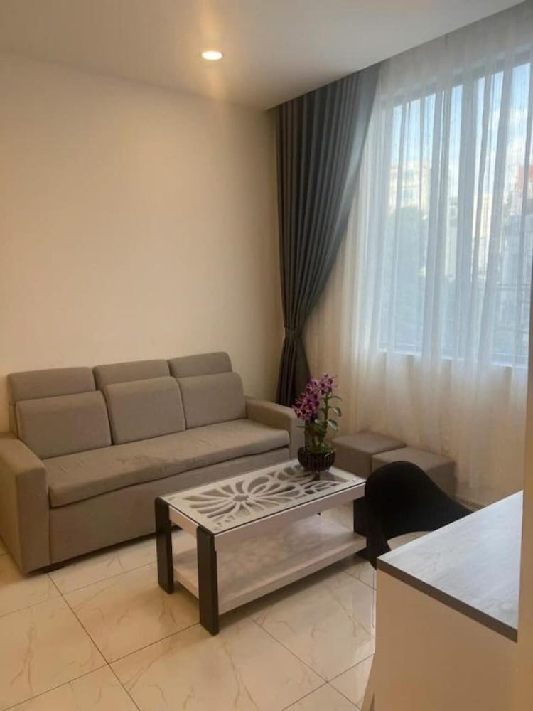 White Diamond Hotel - Airport 30/50