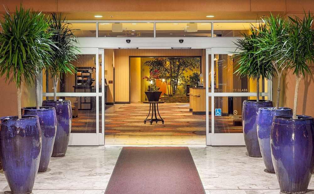 Concord Plaza Hotel 7/58