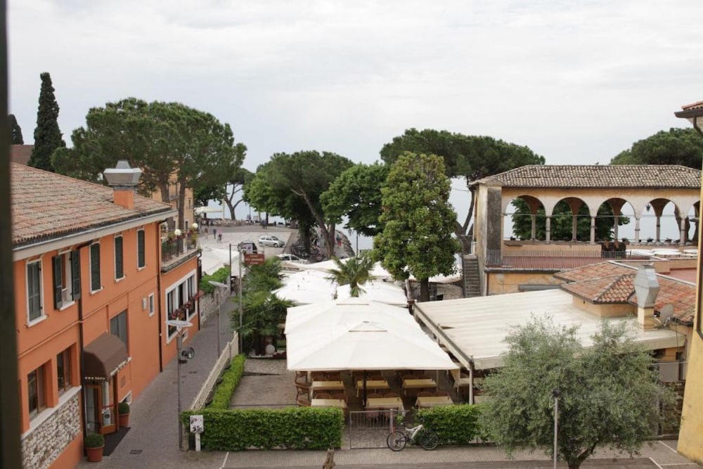 Alla Torre 6/25