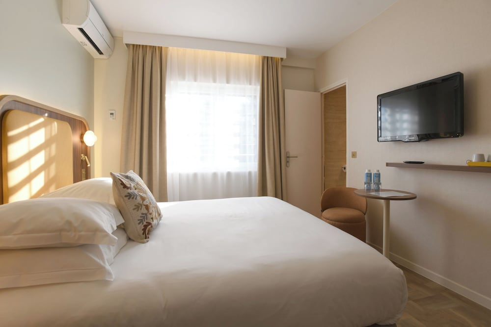 Hotel Rotonde 22/73
