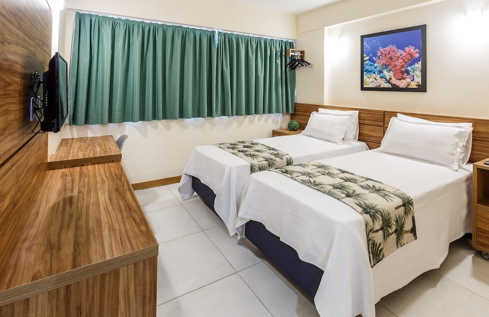 ROOM, TRIPLE, 3 BEDS