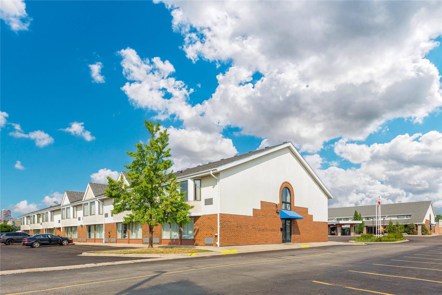 Quality Inn and Suites Brampton 46/47