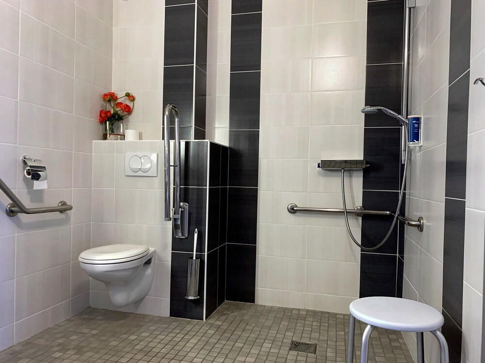 Hotel Causse Comtal 38/84