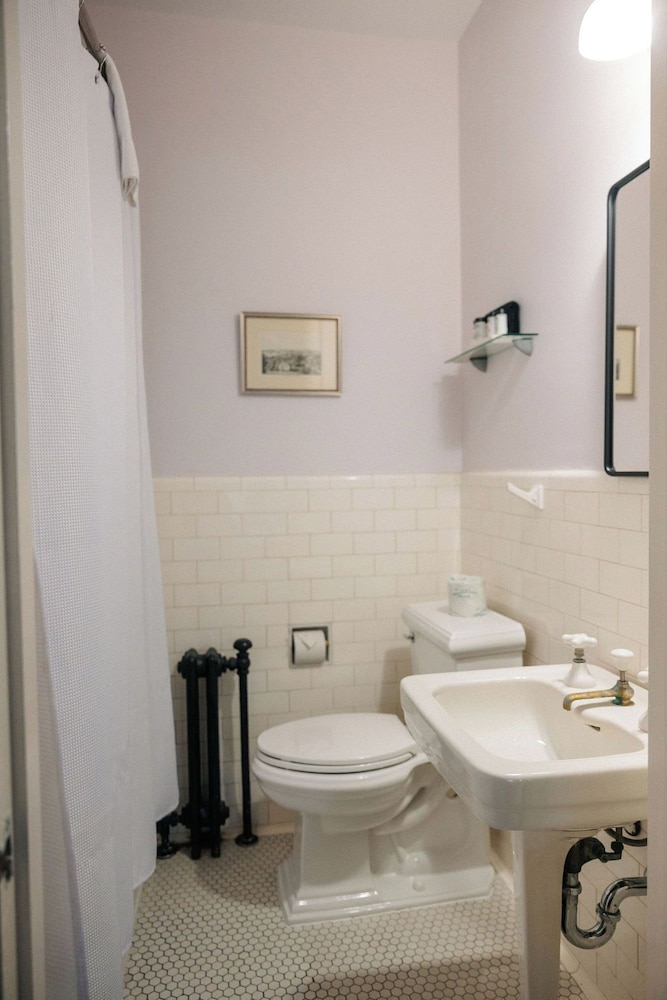 Kenmore Inn 71/71