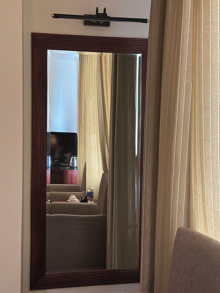 Hotel Nesta Hanoi 25/50