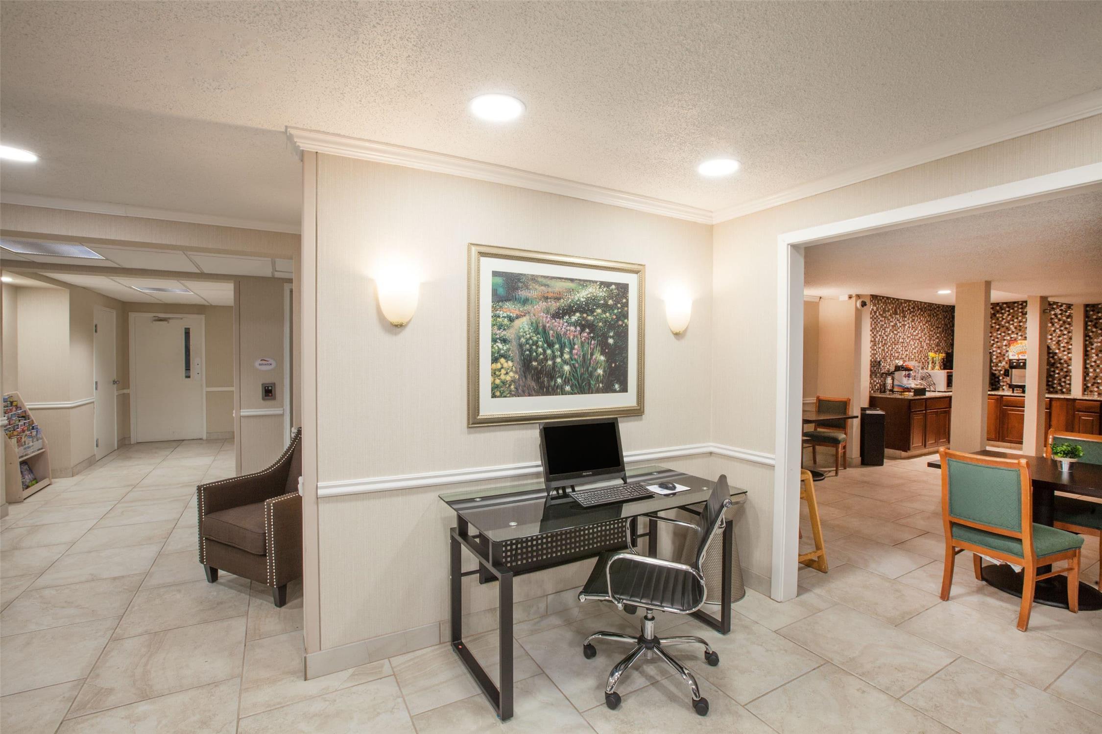 Baymont By Wyndham Texarkana 40/44