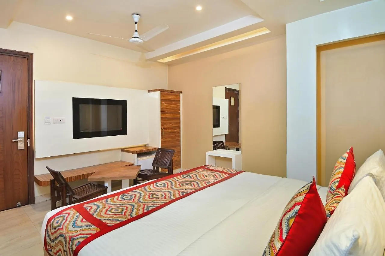 Hari Piorko Inn - Just A Min Away From New Delhi Railway Station 14/32